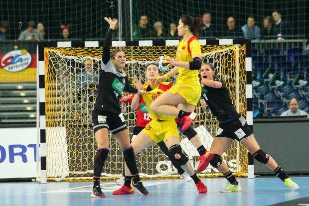 Im Angriff fiel den Chinesinnen wenig Konstruktives ein. Foto: Jan Kaefer