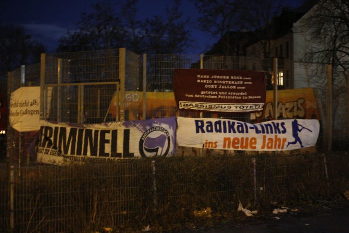 Für das Politische hat schon mal den Basketballplatz übernommen. Fotos: L-IZ.de