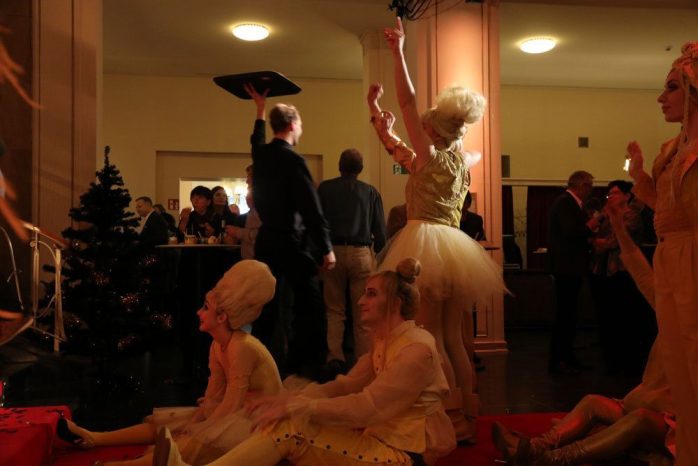 Buffet, Tiger Lillies und ein Abend im Schauspiel beginnt mit ausverkauftem Haus. Fotos: L-IZ.de