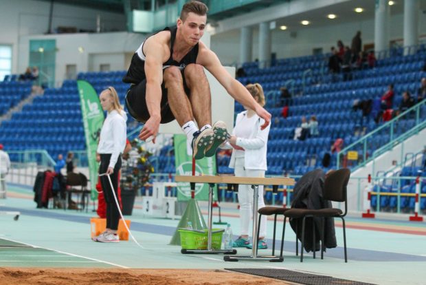 Stefan Jungmichel (SC DHfK) gewann Silber und sprang mit 7,11 Meter am weitesten von allen. Foto: Jan Kaefer