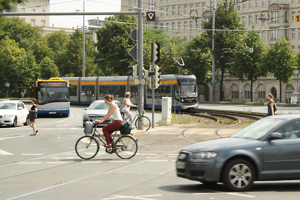 Verkehr am Rossplatz. Foto: Ralf Julke