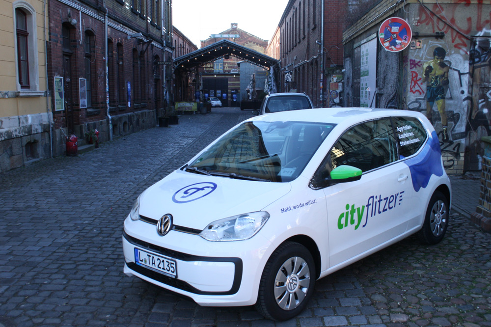 "cityflitzer" vorm Werk 2. Foto: Ralf Julke