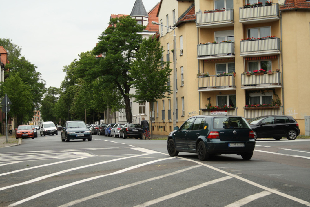 Kreuzung Ludolf-Colditz-Straße / Naunhofer Straße. Foto: Ralf Julke