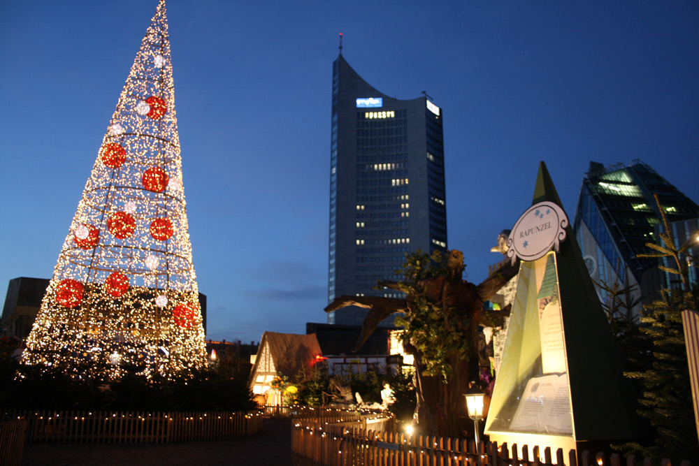 Weihnachtsmarkt auf dem Augustusplatz. Foto: Ralf Julke