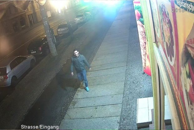 Wer erkennt den Mann? Wer weiß, wo er sich aufhält? Foto: PD Leipzig