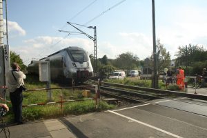 Situation am Equipagenweg - hier mit S-Bahn-Umleitung. Foto: Ralf Julke