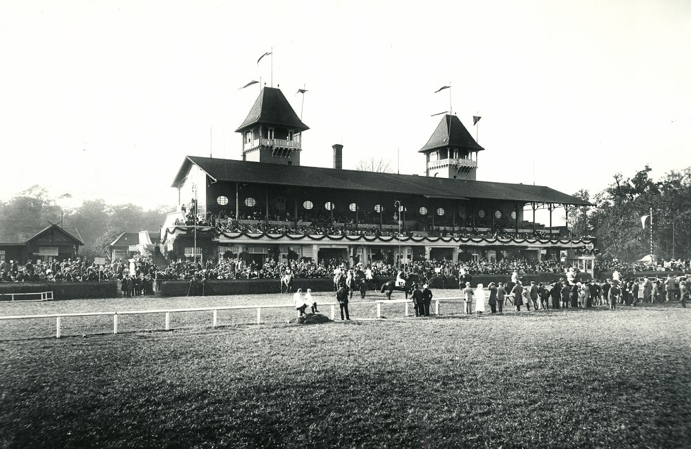 Galopprennbahn Scheibenholz um 1910. Foto: SGM