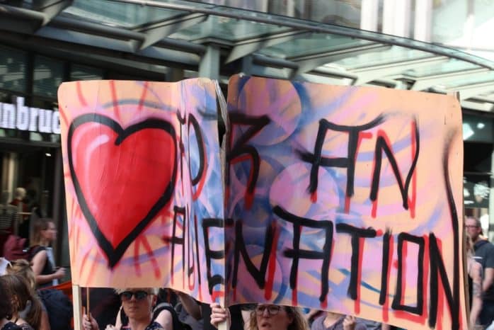 Vorbei an den Luxusboutiquen der Innenstadt. Foto: L-IZ.de