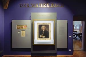 Das Bach-Porträt im neu gestalteten Kabinett. Foto: PUNCTUM / Alexander Schmidt
