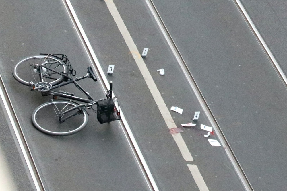 Verkehrsunfall in der „Inneren Jahnallee“. Im Mai 2018 kollidierte eine Radfahrerin mit der Straßenbahn.