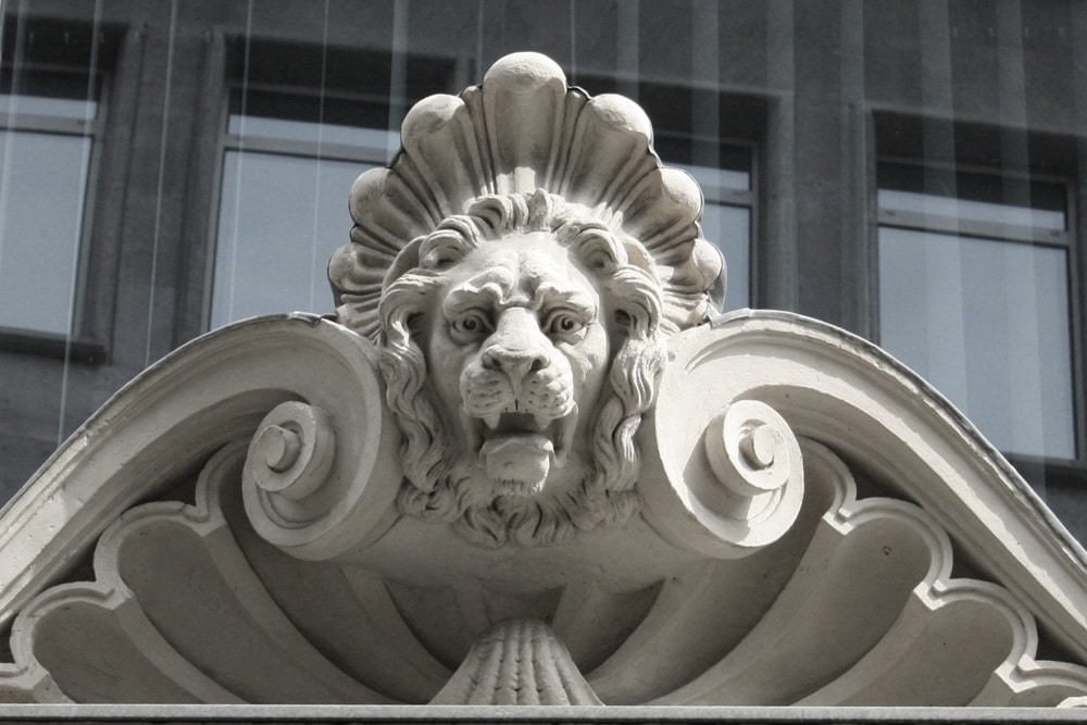 Symbol der Macht: der Löwe. Foto: Ralf Julke