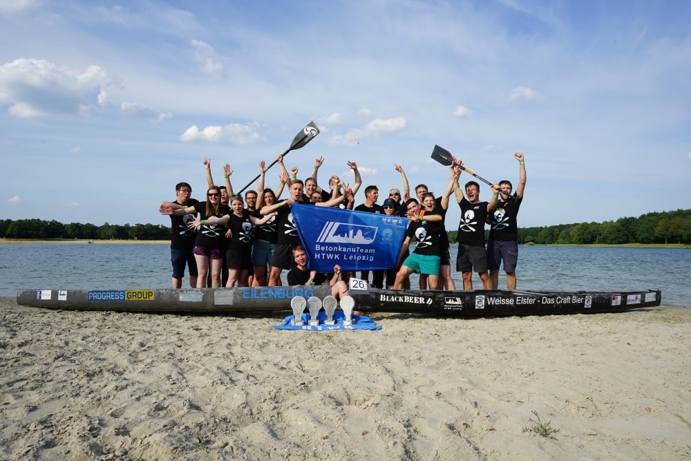 Die siegreichen Beton-„Bieraten“ der HTWK Leipzig. Foto: Philipp Köditz/HTWK Leipzig