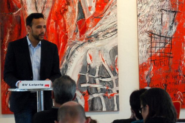 Hassan Soilihi Mz&eacute; bei seiner Wahlrede zur Vorstandswahl am 8. Februar 2014. Foto: L-IZ.de