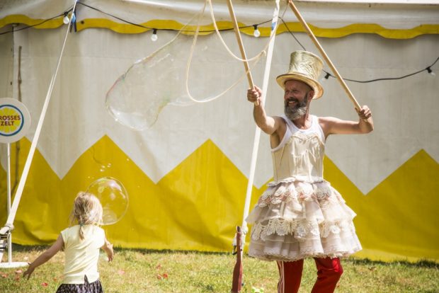 Sommersause. Foto: Sebastian Schimmel
