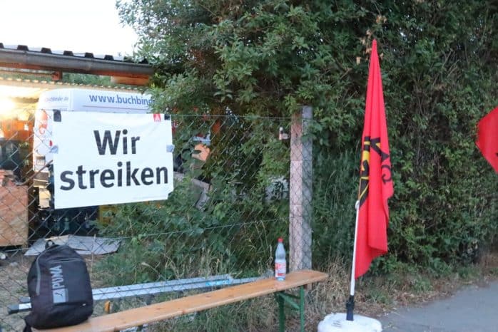Alle Räder stehen still? Streik an der Merseburger Straße. Foto: Michael Freitag