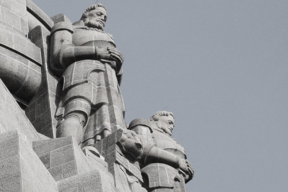 Nichts als trutzige Fassade... Foto:Ralf Julke