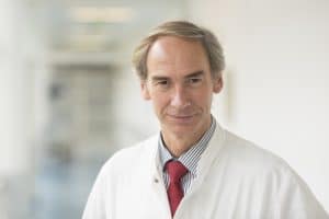 Prof. Thomas Berg, Leiter der Sektion Hepatologie am Universitätsklinikum Leipzig. Foto: Stefan Straube/UKL