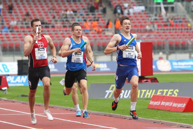Fabian Netscher (re.) Schlussläufer der StG Leipzig. Foto: Jan Kaefer