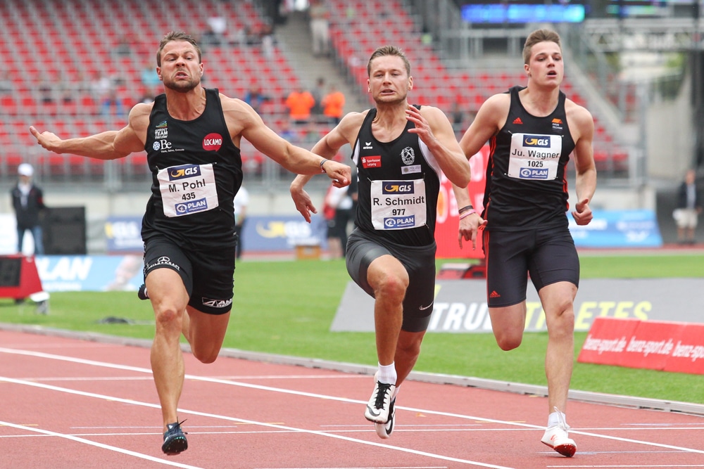 Roy Schmidt (DHfK/ m.) machte im 100 Meter-Zwischenlauf das Finale klar. Foto: Jan Kaefer