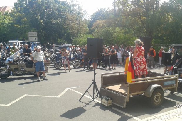 Etwa 50 Personen waren anwesend. Foto: René LochEtwa 50 Personen waren anwesend. Foto: René Loch