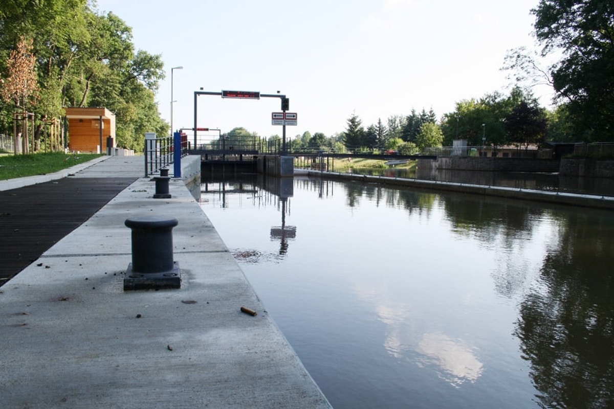 Niedrigwasser-Schleuse-Connewitz-vor-bergehend-au-er-Betrieb