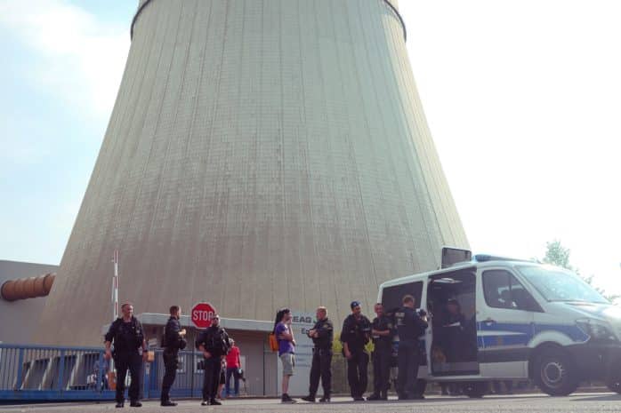 Demo von „Kohle(er)Setzen“ am Kraftwerk Lippendorf. Foto: L-IZ