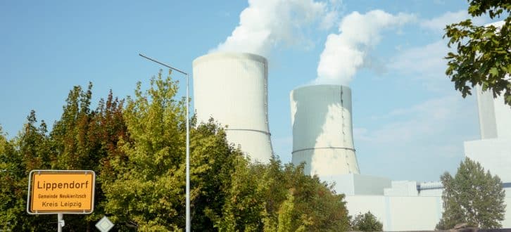 Da ist mehr drin als nur CO2. Das Kohle-Kraftwerk Lippendorf, bislang Fernwärmeversorger für die Stadt Leipzig. Foto: Luca Kunze