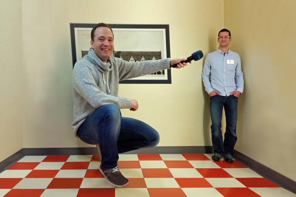 MDR-Moderator Mario D. Richardt und Inspirata-Geschäftsführer Tino Meißner im Ames-Raum. Foto: Inspirata