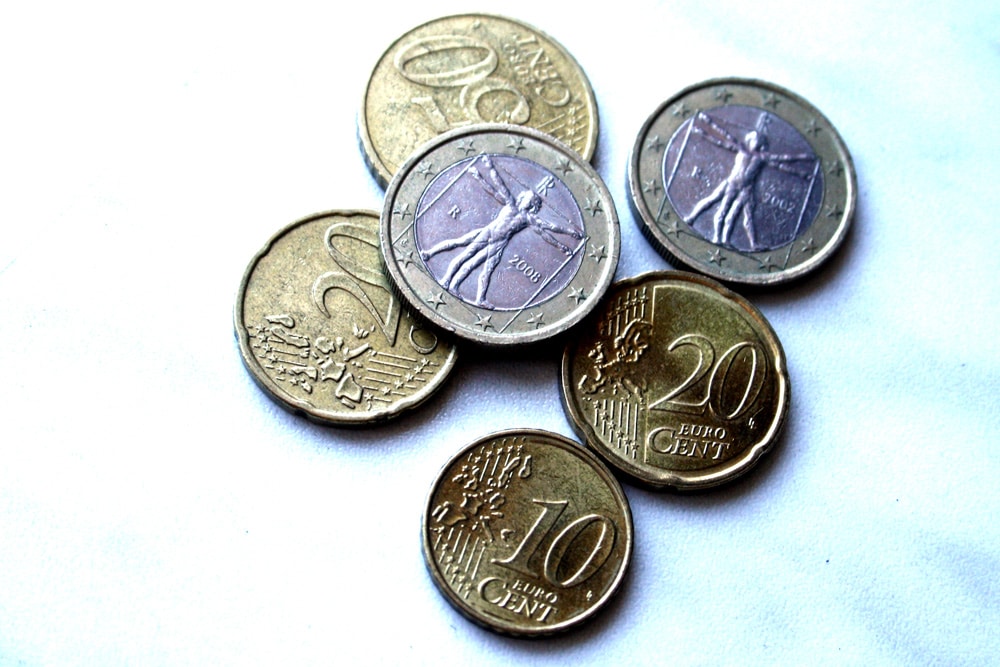 Für Rucksackreisende eine Menge Geld. Foto: Ralf Julke