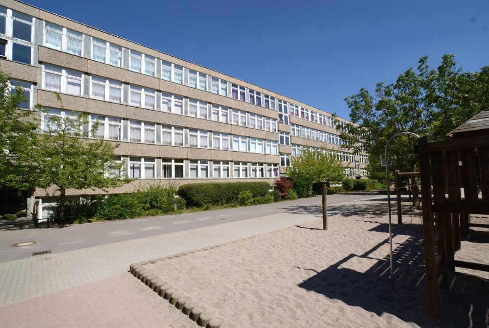 Die 91. Schule in Leipzig-Grünau. Foto: Bernd Goerne