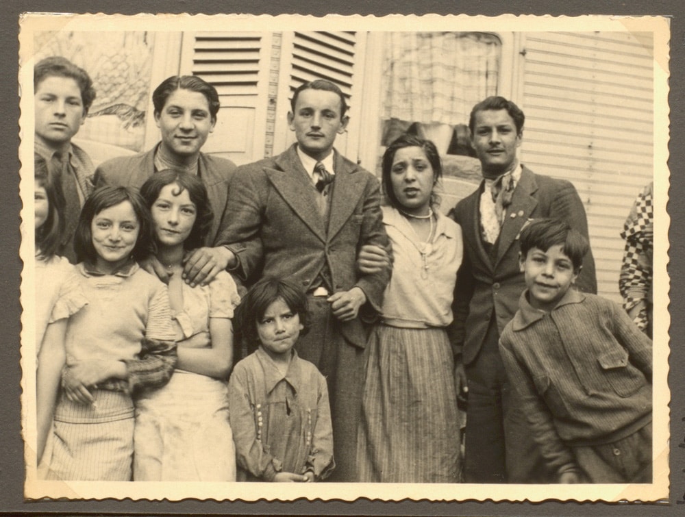 Angehörige der Familien Ansin, Thormann und Laubinger/Steinbach Mitte der 1930er Jahre in Dessau-Roßlau. Foto: Hanns Weltzel, Quelle: University of Liverpool Library