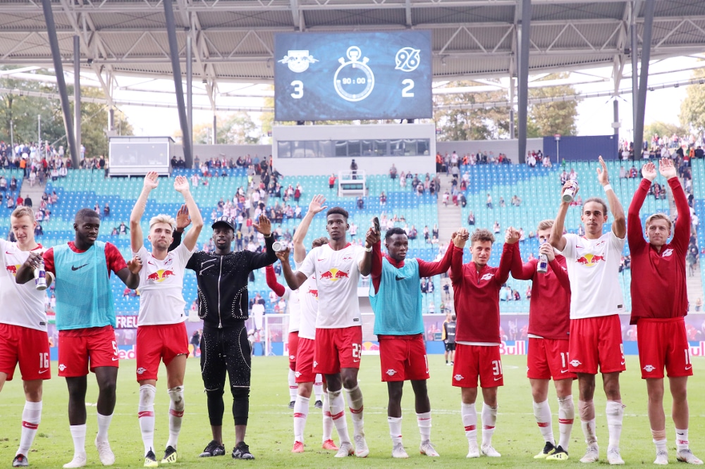 Freude über den ersten Bundesligasieg in dieser Saison. Foto: GEPA Pictures
