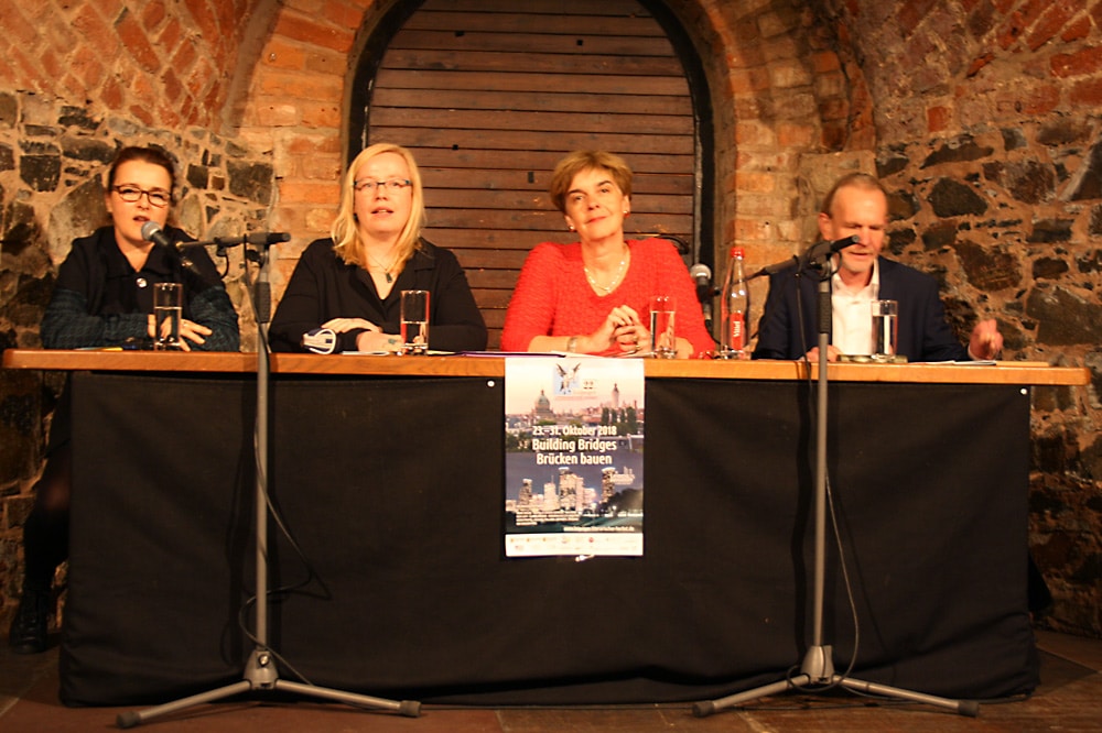 Pressekonferenz mit Gundula Lasch, Franka Reinhart, Gabriele Goldfuß und Steffen Birnbaum. Foto: Ralf Julke