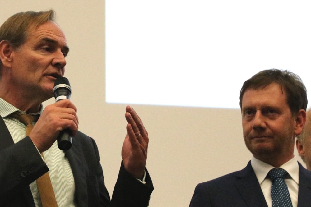 Burkhard Jung und Michael Kretschmer; zwei Tage zusammen - erst beim Lichtfest, dann im Ausschuss und am Ende im Sachsengespräch an der Uni Leipzig. Foto: L-IZ.de