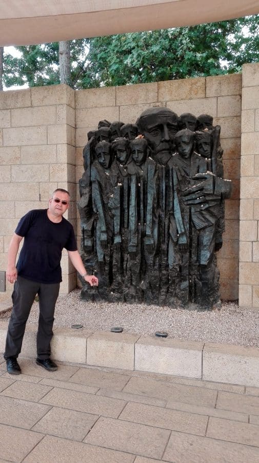 Das Denkmal f&uuml;r Janusz Korczak. Foto: Cornelia Gazawi