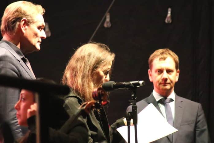 Gesine Oltmanns bei Ihrer Rede. Foto: L-IZ.de