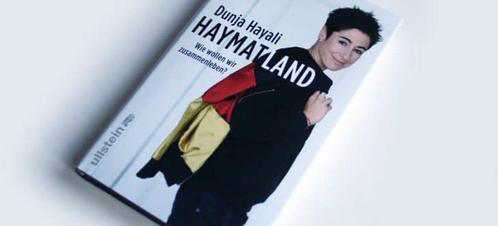 Dunja Hayali: Haymatland. Foto: Ralf Julke