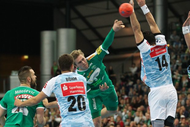 Zehn-Tore-Mann Franz Semper (DHfK) gelang so ziemlich alles. Foto: Jan Kaefer