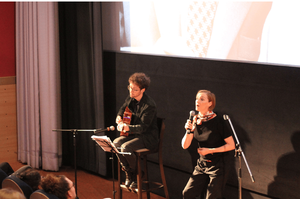 Chansons von Katelijne Philips-Lebon. Quelle: Schaubühne Lindenfels