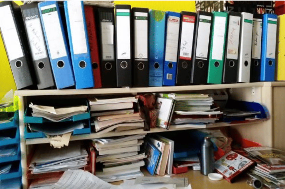 Theater im Lehrerzimmer. Foto: Marko Hofmann