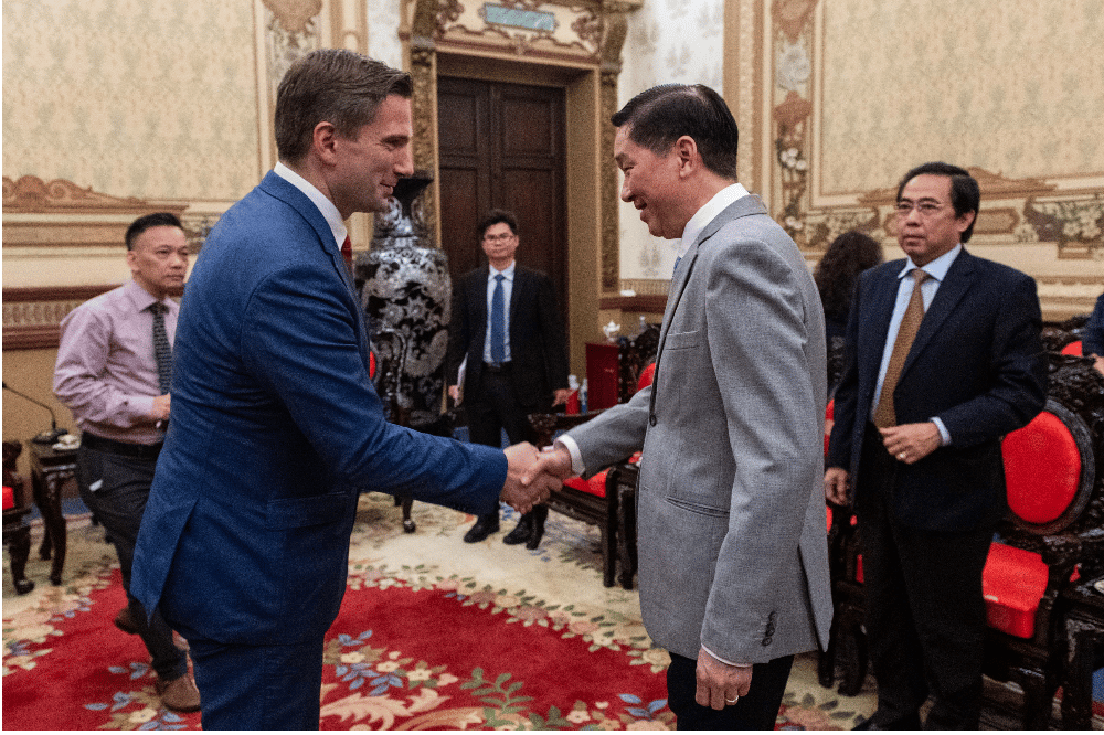 Treffen mit Huynh Cach Mang, dem stv. Vorsitzenden des Volkskomitees © SMWA/Kristin Schmidt