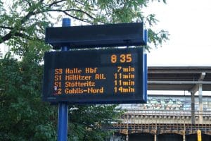 Fahrgastinformation an der Straßenbahnhaltestelle S-Bahnhof Gohlis. Foto: Ralf Julke
