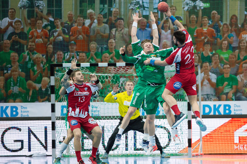 Szene vom Hinspiel gegen Lemgo, Foto: Karsten Mann