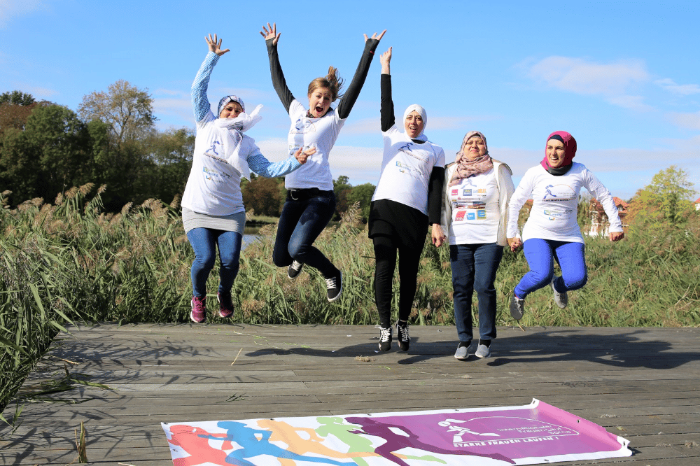 "Warm up" für den Frauenlauf Foto: Konstanze Morgenroth