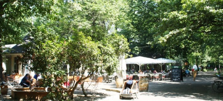 Gaststätte im Clara-Zetkin-Park. Foto: Ralf Julke