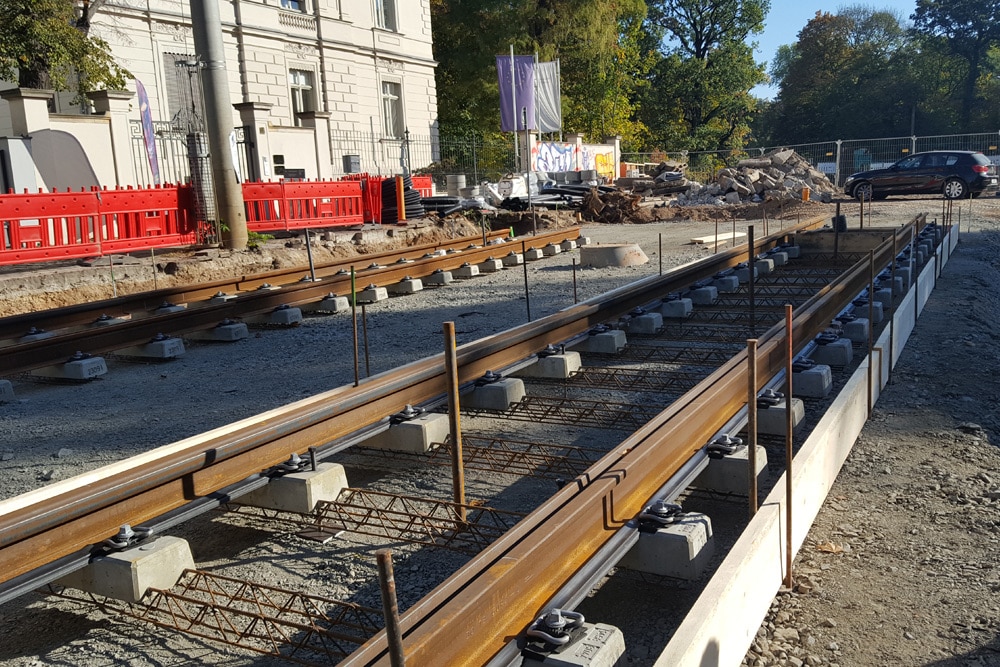 Neue Gleise an der Plagwitzer Brücke. Foto: Marko Hofmann