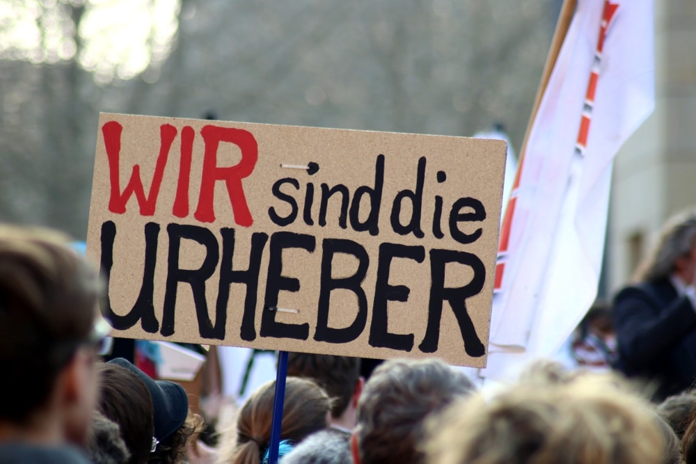 Wer sind die Urheber? Musiker, Journalisten und Schöpfer von Kompositionen verlangen einen gerechten Anteil von den Plattformen. Foto: L-IZ.de