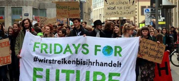 Fridays for Future war auch am 5. April 2019 wieder in Leipzig auf der Straße. Nun legen sie konkretere Forderungen vor. Foto: Marco Arenas