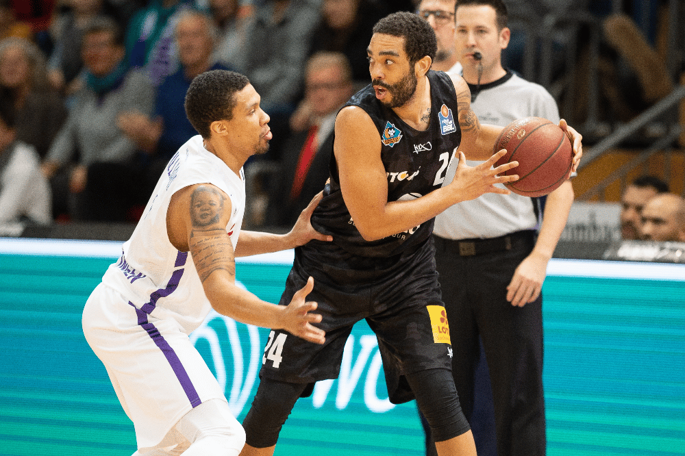 Foto: Swen Pförtner