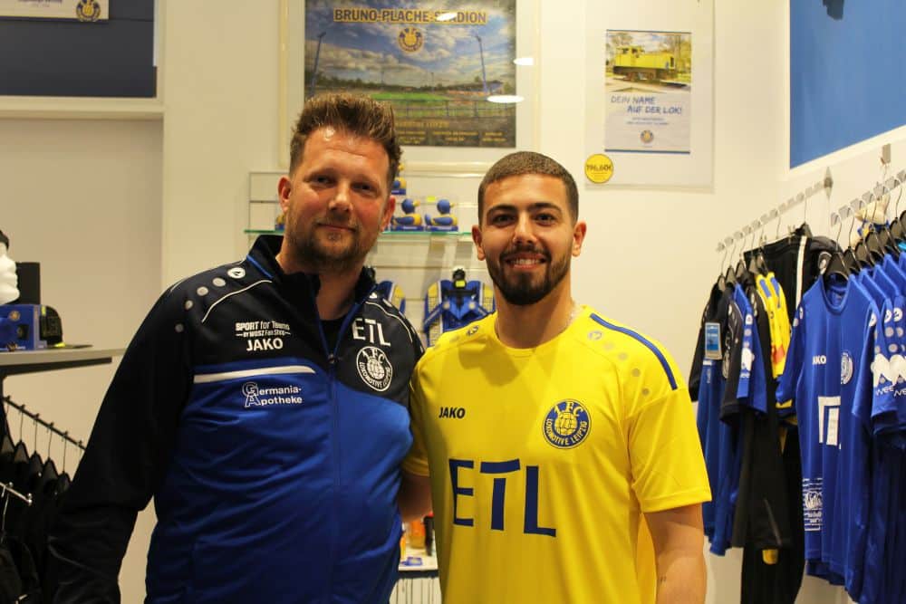 Neuzugang Aykut Soyak und Björn Joppe. Foto: 1. FC Lok